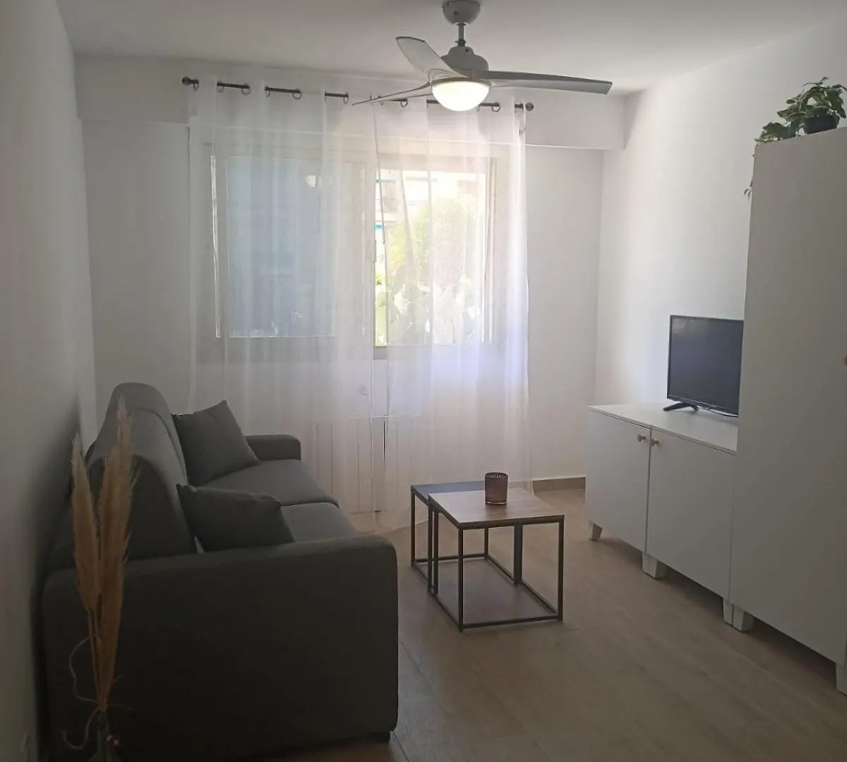 06Bt - Nice Studio Close To Everything Apartment