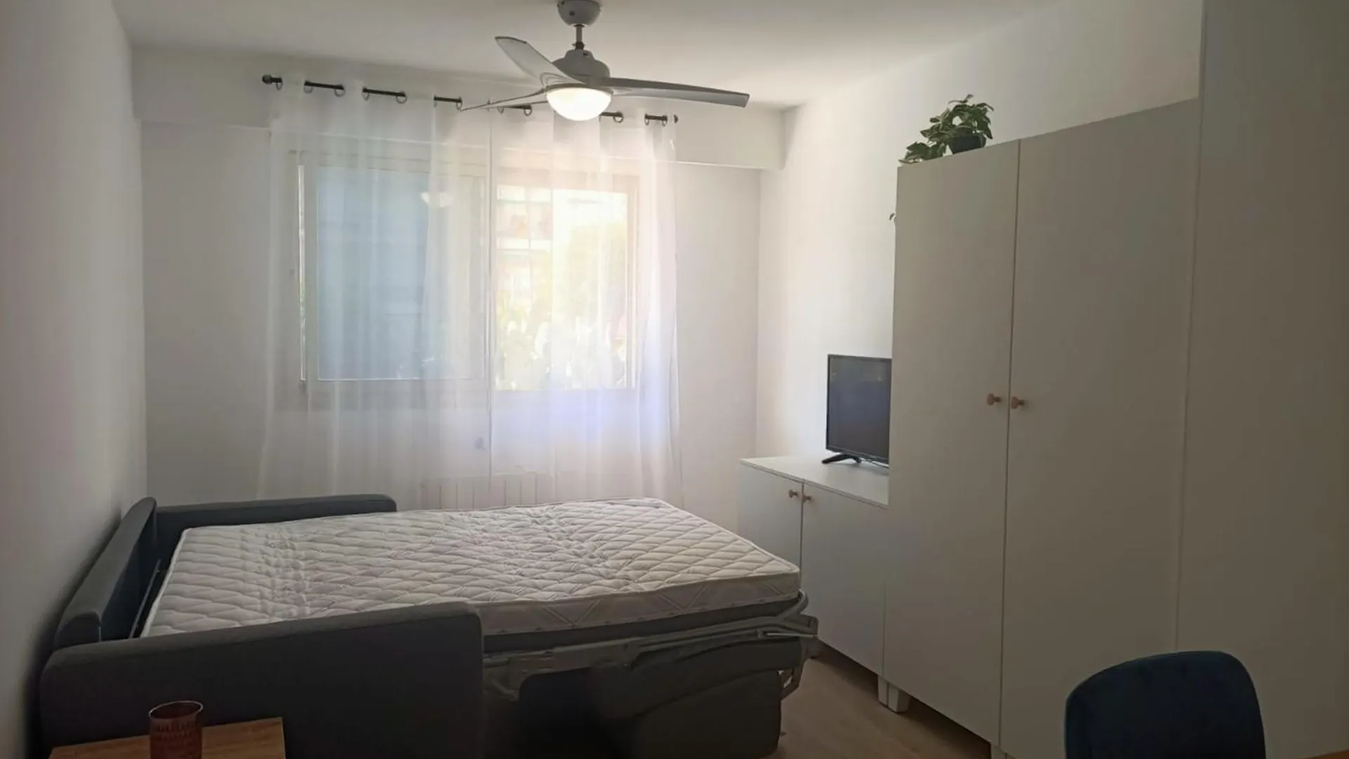 06Bt - Nice Studio Close To Everything Apartment