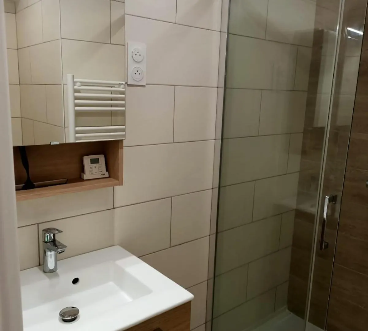 06Bt - Nice Studio Close To Everything 0*,  France